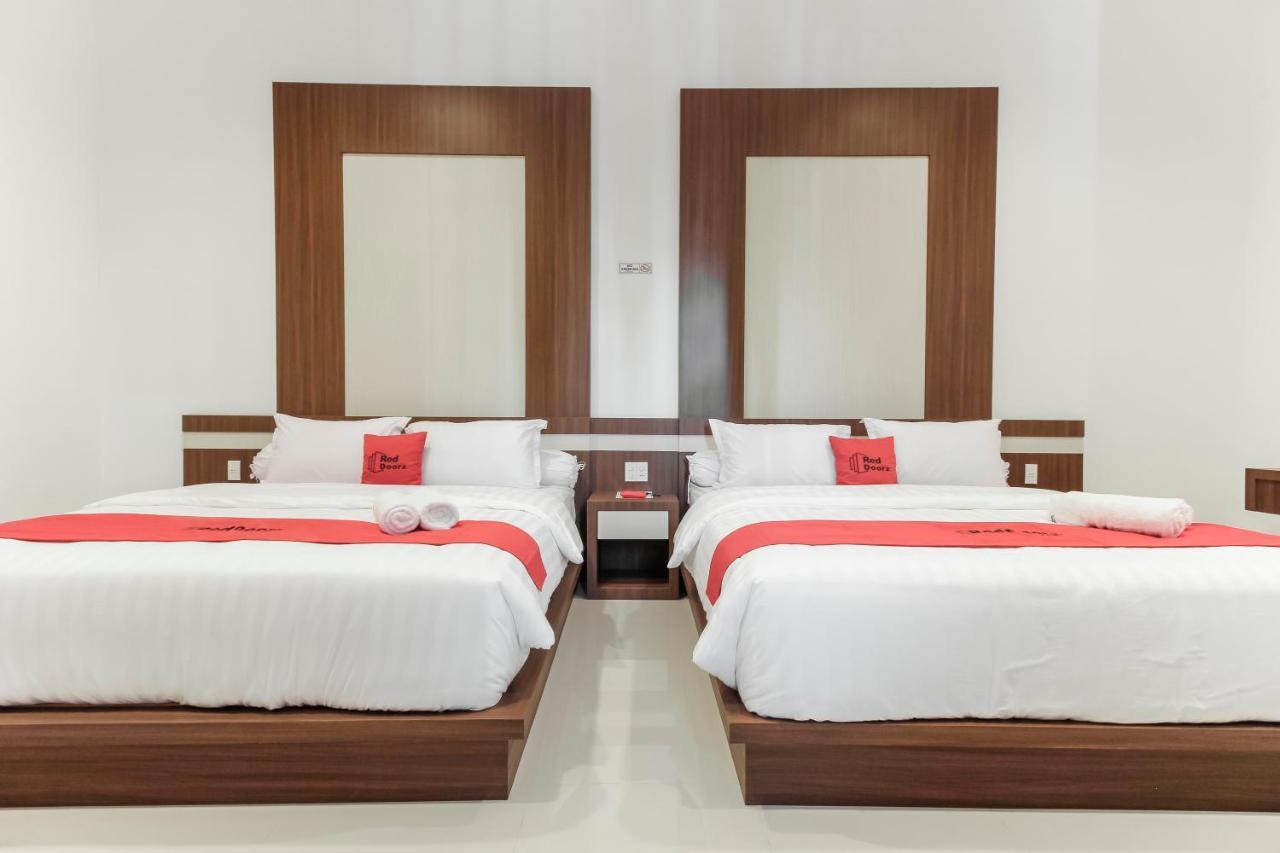 Reddoorz Premium @ Setiabudi Medan Sunggal Ngoại thất bức ảnh