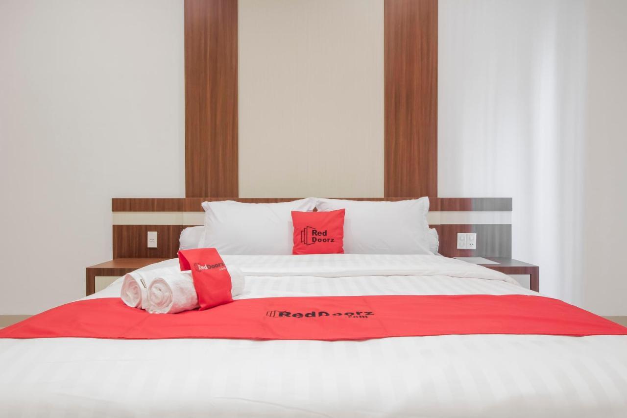 Reddoorz Premium @ Setiabudi Medan Sunggal Ngoại thất bức ảnh