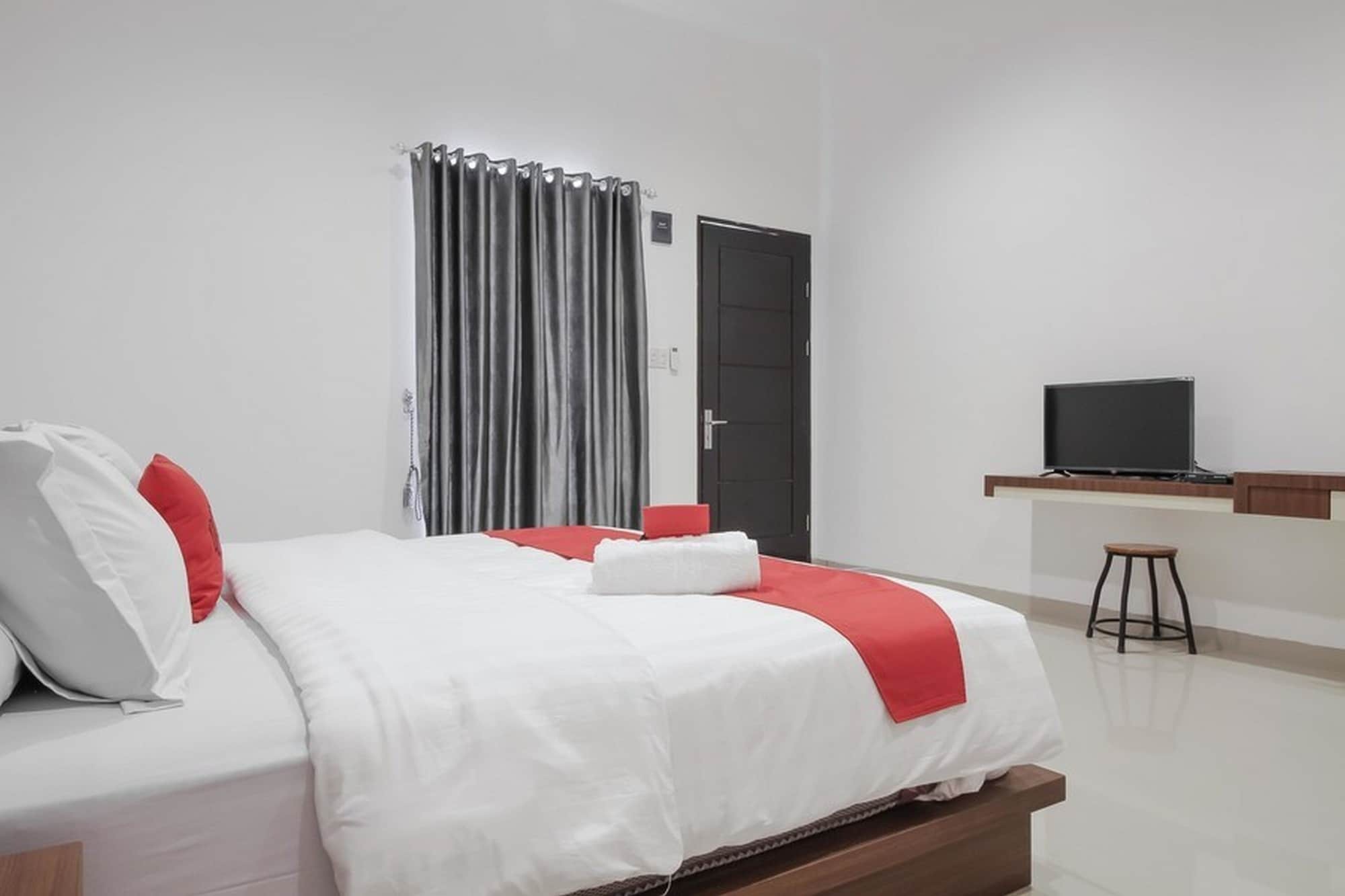 Reddoorz Premium @ Setiabudi Medan Sunggal Ngoại thất bức ảnh